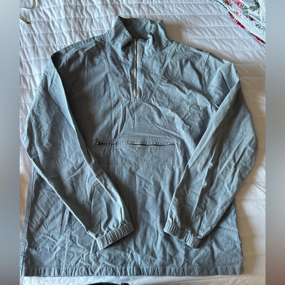 Abercrombie & Fitch Men's Light Blue Pinstripped Half Zip Pullover